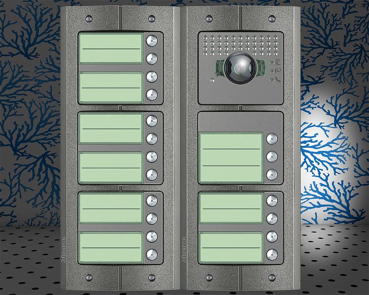 Afbeelding van het Serie 151V deurstation met 19 BTicino beldrukkers
