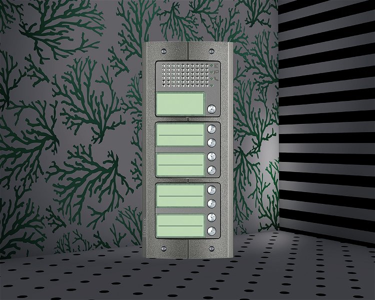 Afbeelding van het Serie 151A deurstation met 9 BTicino beldrukkers
