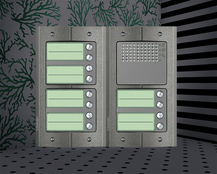 Afbeelding van het Serie 151A deurstation met 12 BTicino beldrukkers