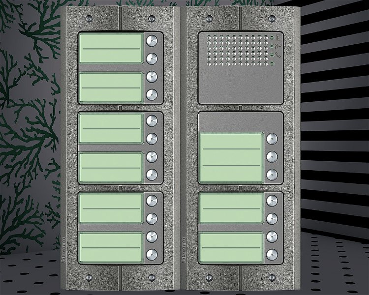 Afbeelding van het Serie 151A deurstation met 19 BTicino beldrukkers