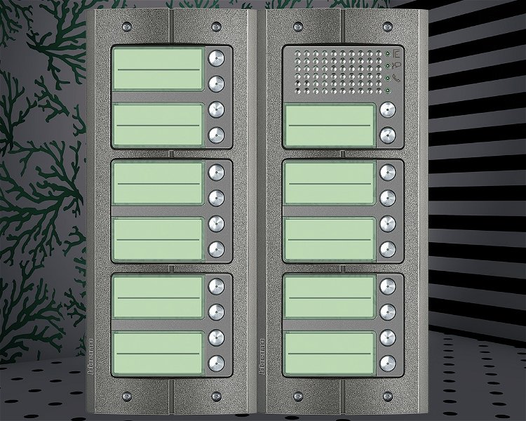 Afbeelding van het Serie 151A deurstation met 22 BTicino beldrukkers