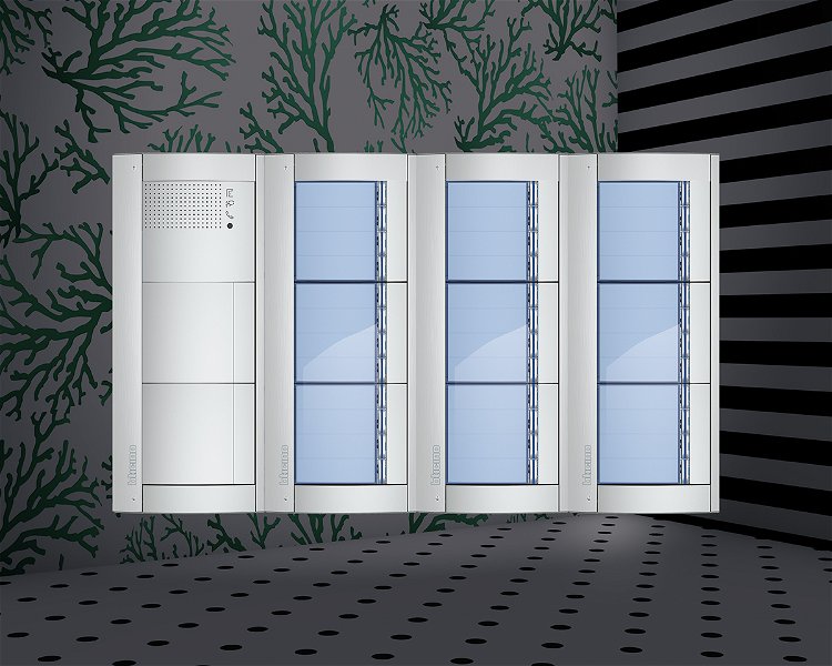 Afbeelding van het Serie 131A deurstation met 36 BTicino beldrukkers