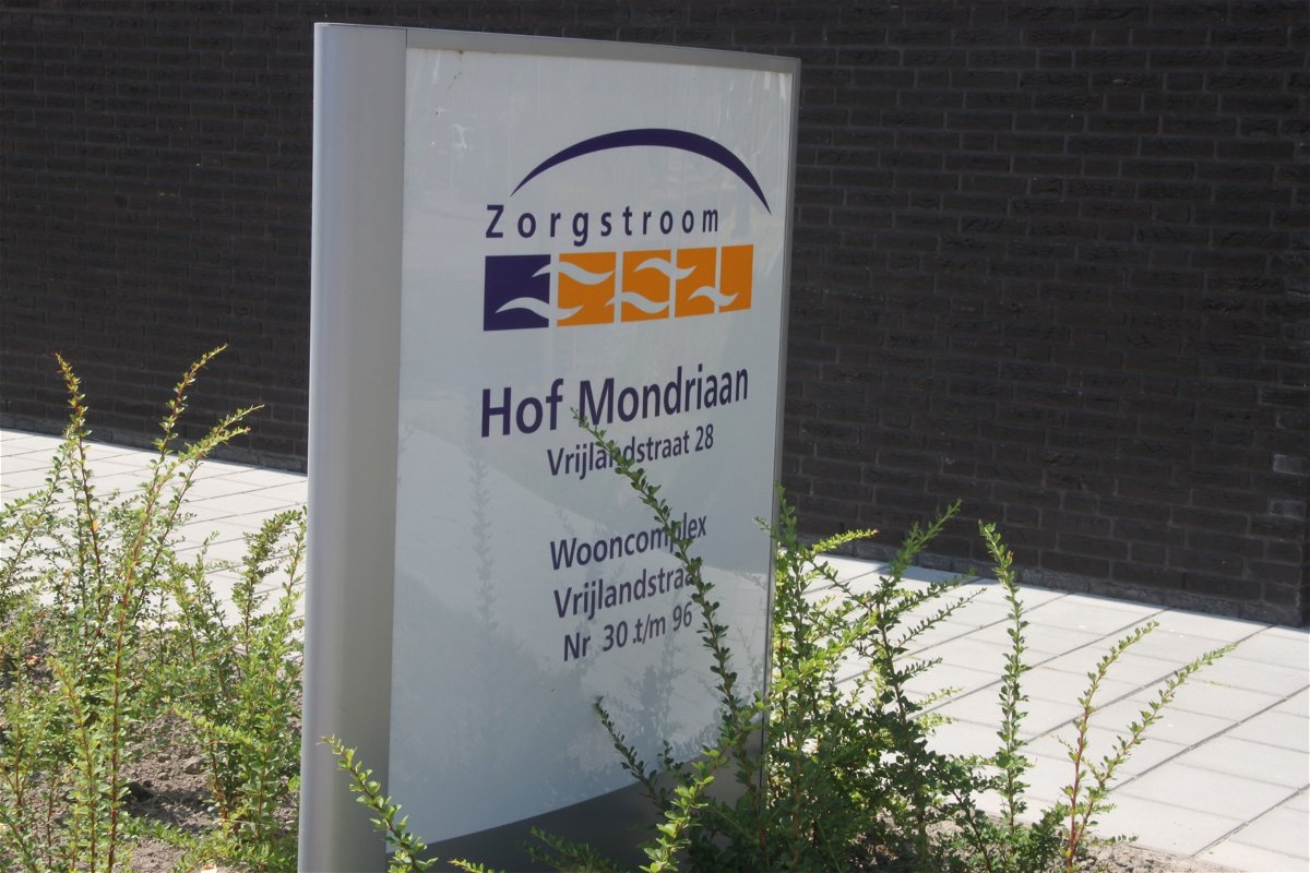 Foto van de BTicino intercom installatie Hof Mondriaan te Middelburg 34 woningen